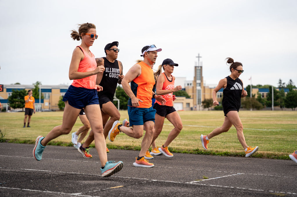 BackRoads x HOKA 800m Night 2022